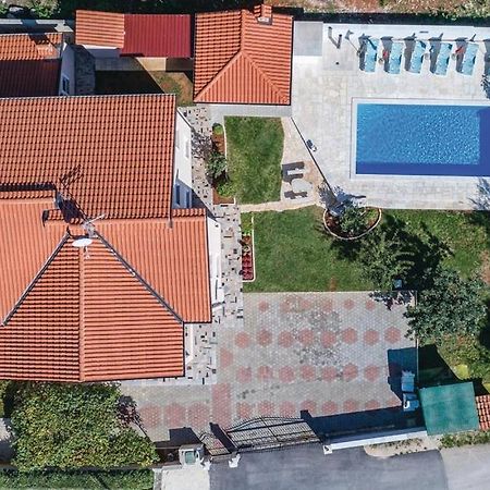 Apartman Blazevic Πόρετς Εξωτερικό φωτογραφία
