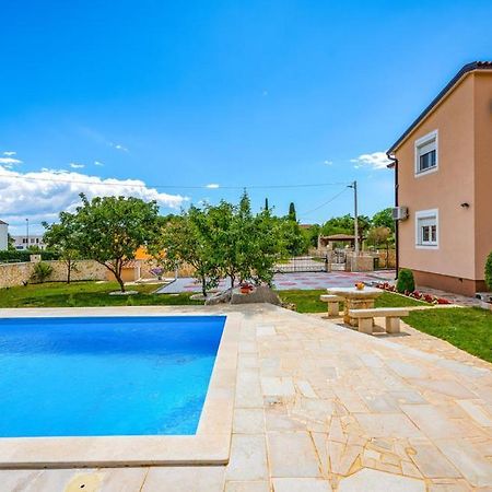 Apartman Blazevic Πόρετς Εξωτερικό φωτογραφία