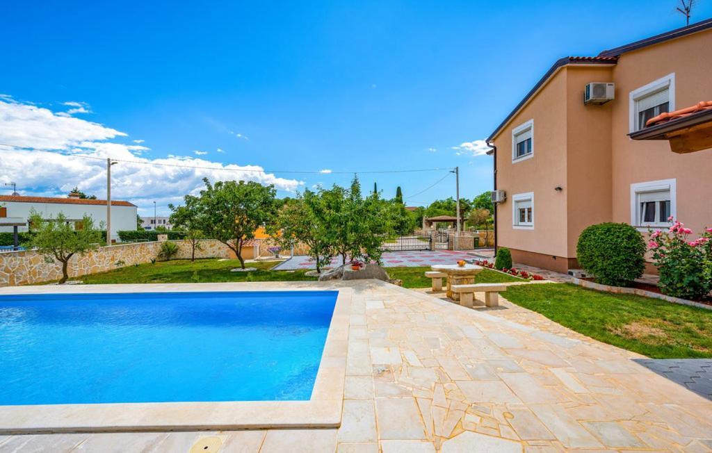 Apartman Blazevic Πόρετς Εξωτερικό φωτογραφία