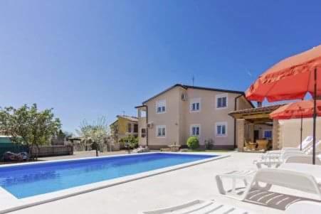 Apartman Blazevic Πόρετς Εξωτερικό φωτογραφία
